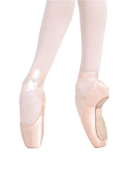 Capezio 1137W Développé Pointe Shoe with #5.5 Shank and Moderate Toe Box