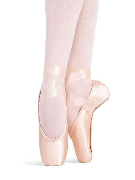 Capezio 121 Aria Pointe Shoe with #3 Shank and Broad Toe Box