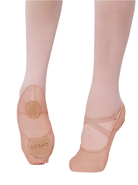 Capezio 2037C Children`s Hanami Canvas Split Sole Strecth Ballet Slipper light suntan