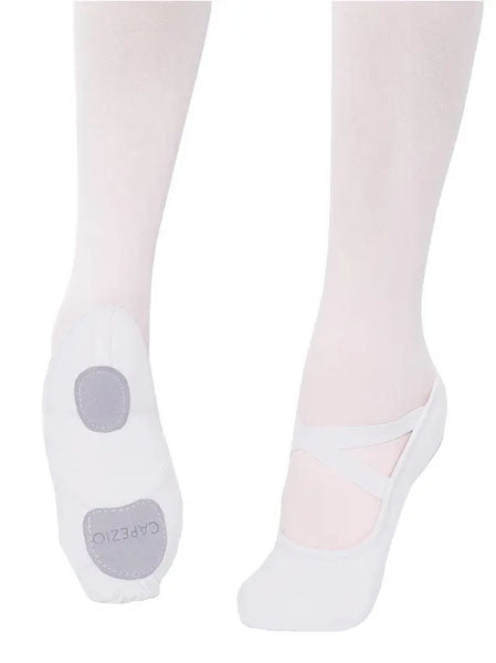 Capezio 2037C Children`s Hanami Canvas Split Sole Strecth Ballet Slipper white