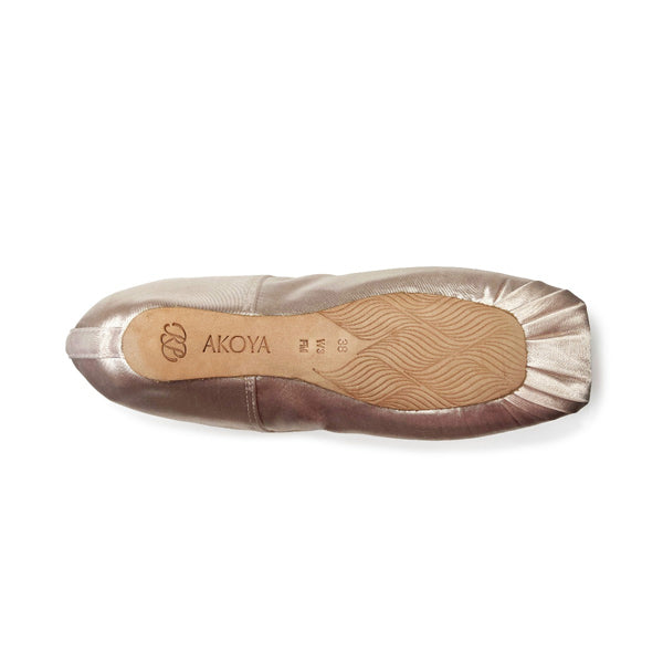 Russian Pointe Akoya Flexible Hard Shank Pointe Shoe