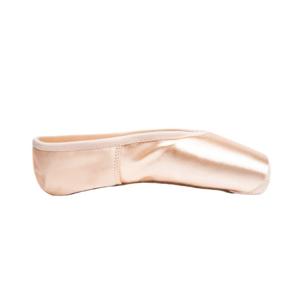 russian pointe radiance pointe shoes side view